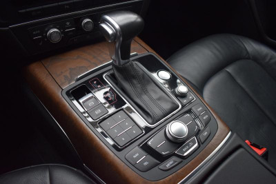 Audi A6 2.0 TFSI MT (180 л. с.)