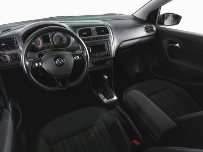 Volkswagen Polo 1.6 MPI AT (110 л. с.) Comfortline