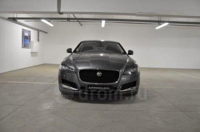 Jaguar XF 2.0 AT (240 л. с.) Prestige