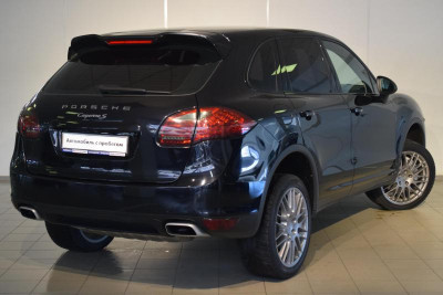 Porsche Cayenne S 4.8 Tiptronic AWD (400 л. с.)