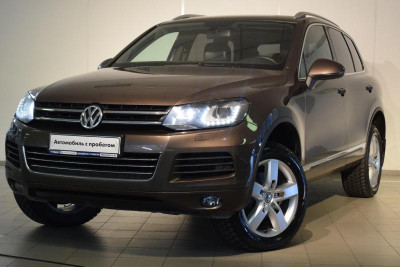 Volkswagen Touareg 3.0d AT (240 л.с.) 4WD