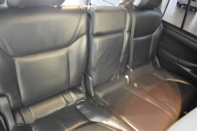 Lexus LX 570 5.7 AT (367 л.с.) 4WD