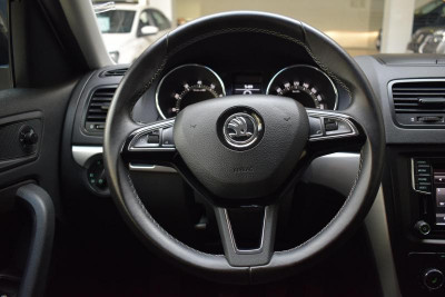 ŠKODA YETI 1.4 TSI MT (122 л. с.) Ambition