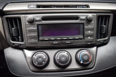 Toyota RAV4 2.0 CVT (146 л. с.)