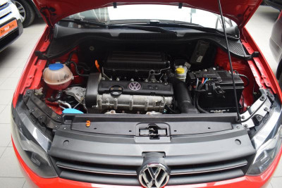 Volkswagen Polo 1.4 DSG (85 л. с.)