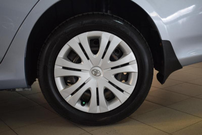 Toyota Corolla 1.6 MT (122 л. с.)