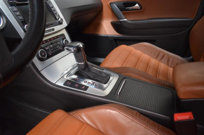 Volkswagen Passat CC 1.8 AT (152 л.с.)