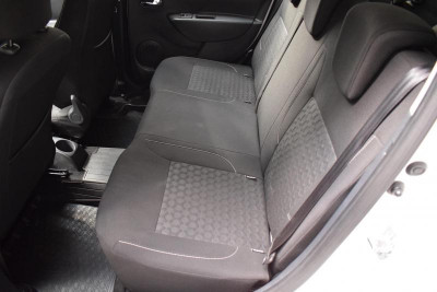 Renault Logan 1.6 MT (82 л. с.)