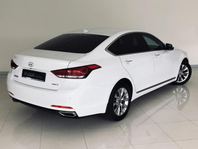 Hyundai Genesis 3.0 AT AWD (249 л. с.) Luxury
