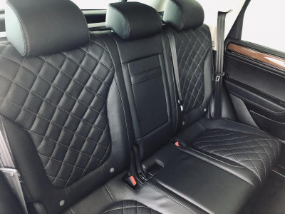 Volkswagen Touareg 3.6 FSI Tiptroniс 4Motion (249 л. с.) R-line Executive