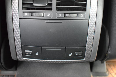 Volkswagen Touareg 3.0 TDI BlueMotion AT (225 л. с.)