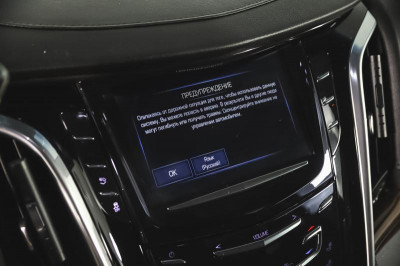 Cadillac Escalade 6.2 V8 АТ 4WD (426 л.с.) Luxury