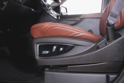 Cadillac Escalade 6.2 AT (409 л.с.) 4WD