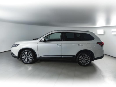 Mitsubishi Outlander 2.0 CVT 4WD (146 л.с.) Intense+ 4WD