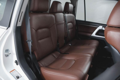 Toyota Land Cruiser 4.5 TD AT (249 л. с.) Престиж