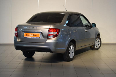 LADA Новая Granta седан 1.6 MT 16 кл (106 л. с.) Classic