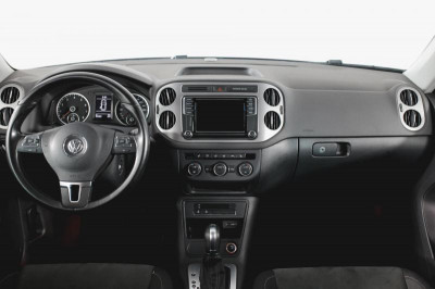 Volkswagen Tiguan 1.4 TSI BlueMotion DSG (150 л. с.) Avenue