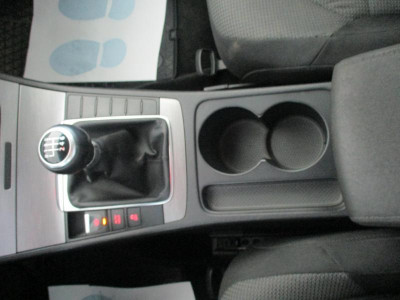 Volkswagen Passat 1.8 TSI MT (152 л. с.)