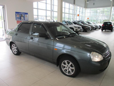 LADA Priora 1.6 MT 16 кл (Евро-3) (98 л. с.)
