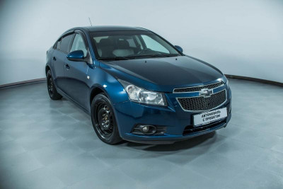 Chevrolet Cruze 1.6 AT (109 л. с.)