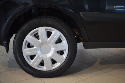LADA Priora 1.6 MT (98 л. с.)
