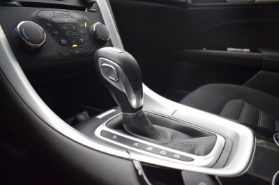 Ford Mondeo 2.5 AT (149 л. с.) Trend