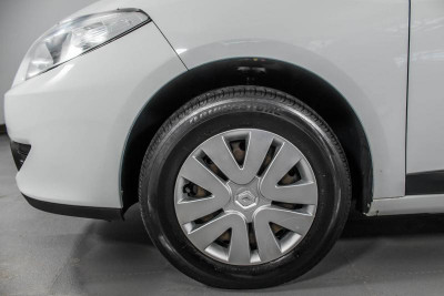 Renault Fluence 1.6 AT (110 л. с.)