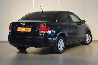 Volkswagen Polo 1.6 MT (105 л. с.)