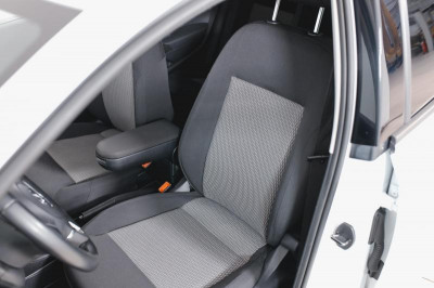 Volkswagen Polo 1.6 MT (85 л. с.)