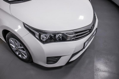 Toyota Corolla 1.6 CVT (122 л. с.) Комфорт