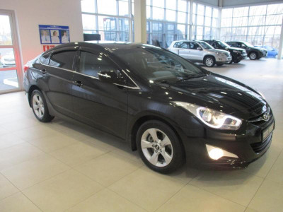 Hyundai i40 2.0 AT (150 л.с.)