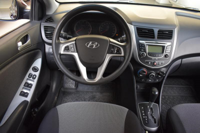 Hyundai Solaris 1.6 AT (123 л. с.)