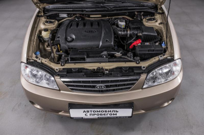 Kia Spectra 1.6 AT (101 л. с.)