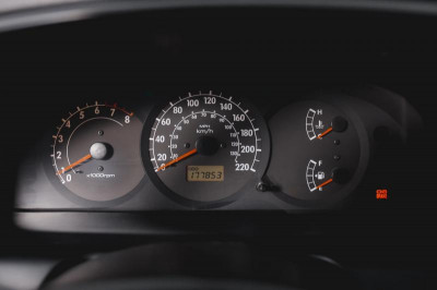 Kia Spectra 1.6 AT (101 л. с.)