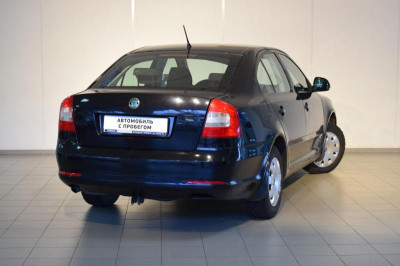 ŠKODA Octavia 1.6 MT (105 л. с.)