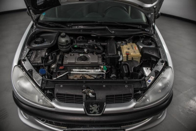 Peugeot 206 1.4 MT (75 л. с.)