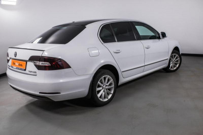 ŠKODA Superb 1.8 TSI DSG (152 л. с.)
