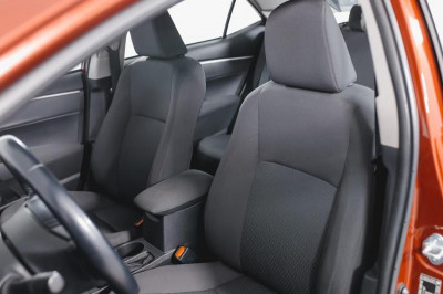 Toyota Corolla 1.6 CVT (122 л. с.)