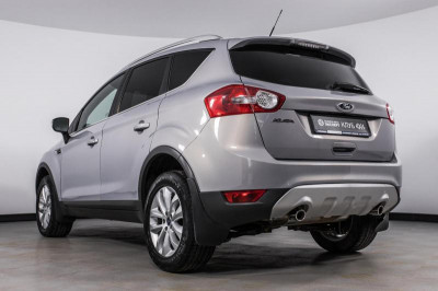 Ford Kuga 2.5 MT AWD (200 л. с. '11)
