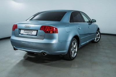 Audi A4 1.8 T multitronic (163 л. с.)