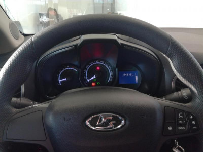 LADA XRAY 1.6 MT (110 л. с.) Optima