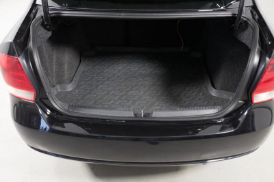 Volkswagen Polo 1.6 MT (105 л. с.)