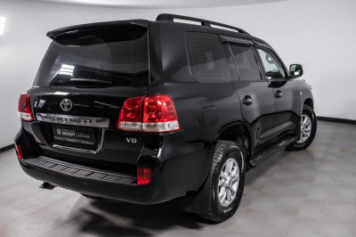 Toyota Land Cruiser 4.7 4WD AT (288 л. с.)