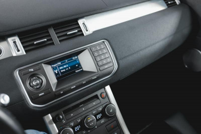 Land Rover Range Rover Evoque 2.2 SD4 AT (190 л. с.)