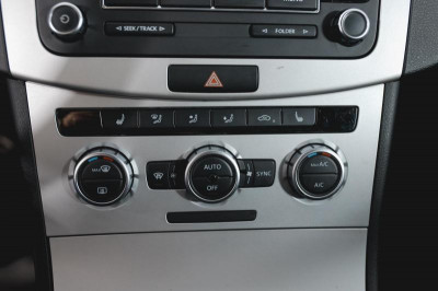 Volkswagen Passat 1.4 TSI MT (122 л. с.)