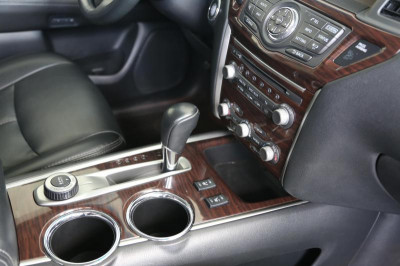 Nissan Pathfinder 3.5 CVT AWD (249 л. с.) High