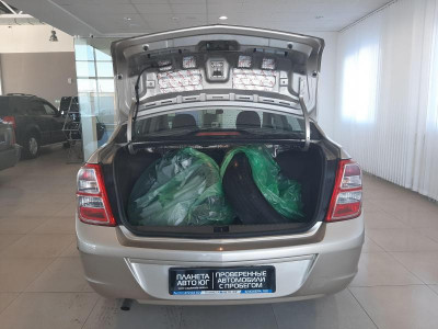 Chevrolet Cobalt 1.5 AT (105 л. с.)