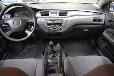 Mitsubishi Lancer 1.6 MT (98 л. с.)