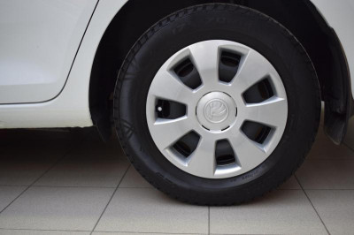 ŠKODA RAPID 1.6 MT (90 л. с.) Active