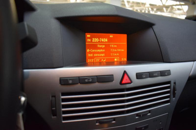 Opel Astra 1.8 AT (116 л.с.)